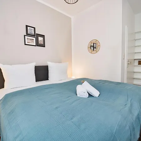 Heju - Altbau Meets Design - Parkplatz - Netflix Lübeck