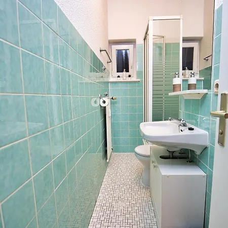 Heju - Altbau Meets Design - Parkplatz - Netflix Apartment Lubeck